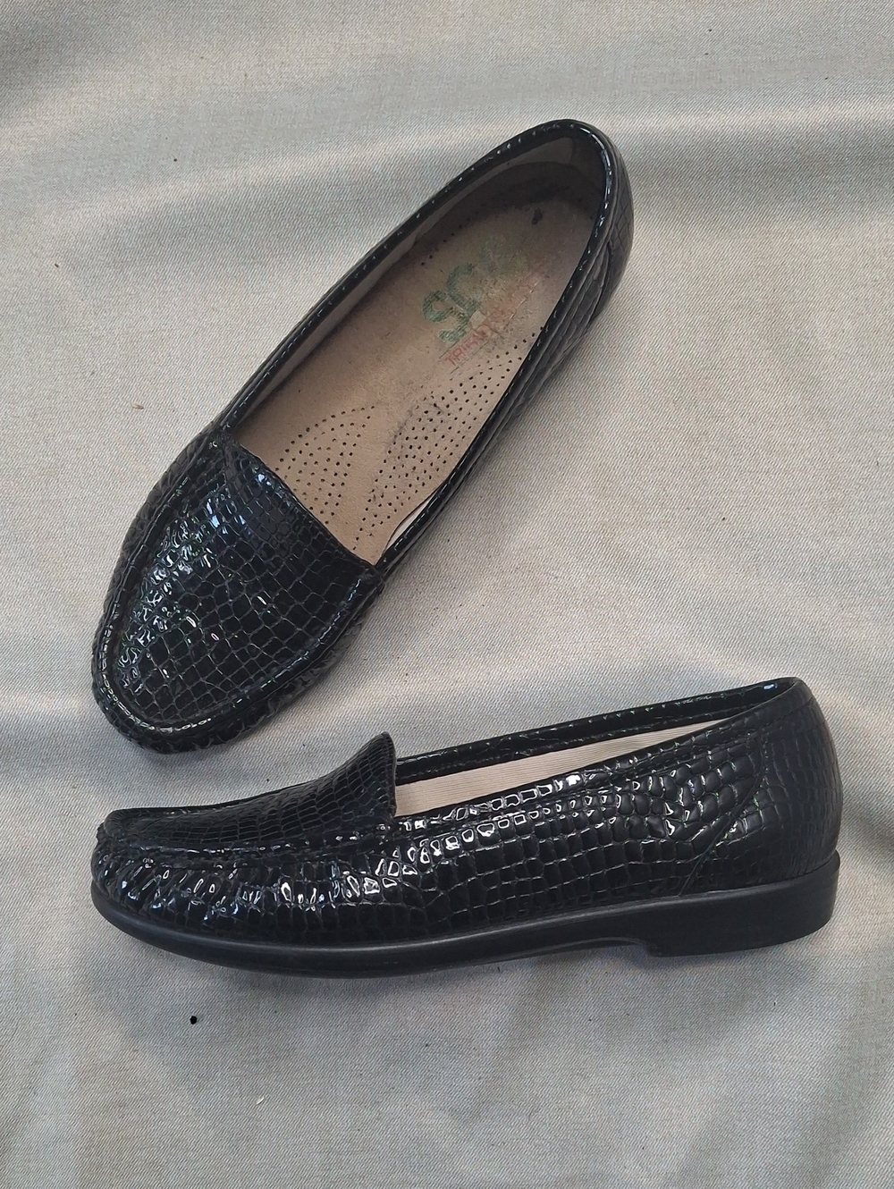 SAS Black Croc-Embossed Slip-On Loafers
